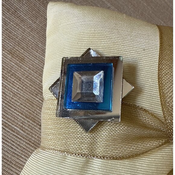 Vintage Geometric Brooch Pin With Blue & Clear Acrylic Layered Design Tiny - Picture 2 of 14